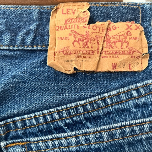 Vintage Levi’s 501 Jeans - Paper Tag 80s Era - Picture 4 of 8